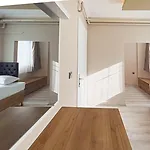 Helen Hotel