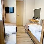 Hotel Helen