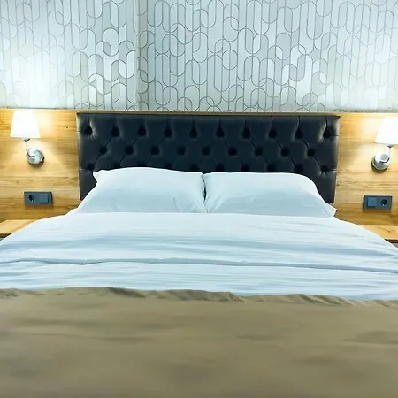 Helen Hotel 3*