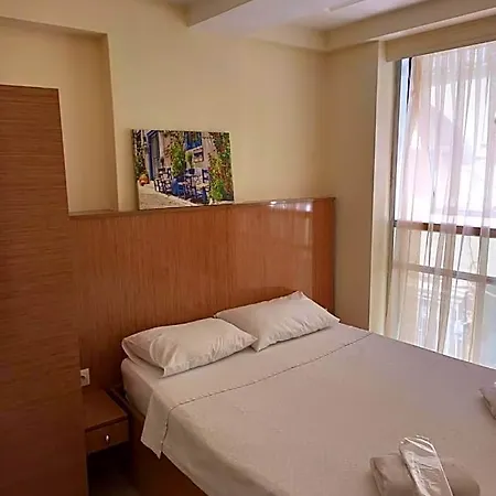 Helen Hotel 3*