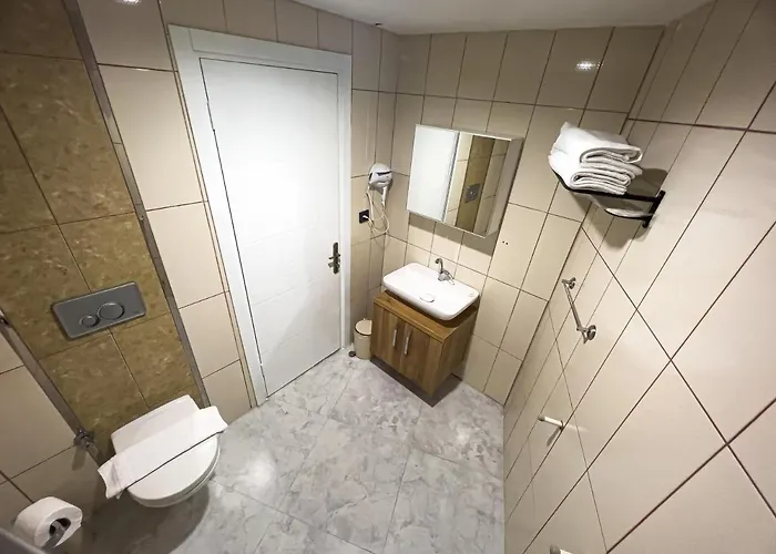 Helen 3* איזמיר